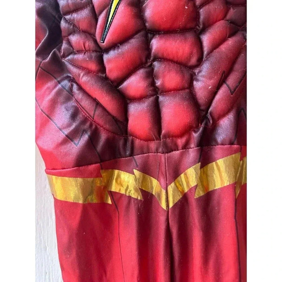 DC Comics Red and Yellow Flash Kids Costume - Picture 4 of 10